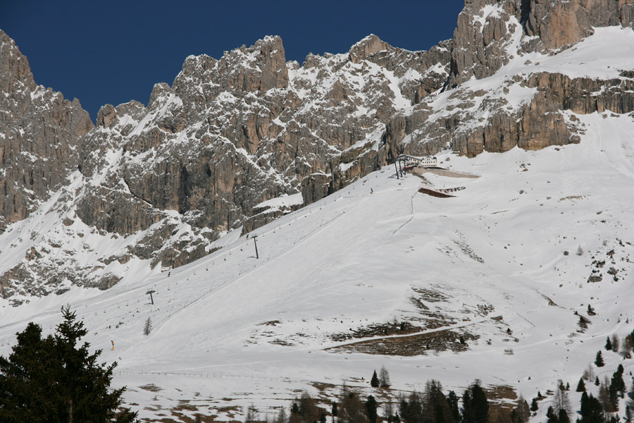 64203-rifugiofronzacoronelle.jpg