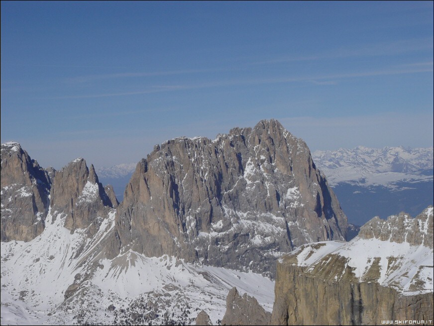 6457-sassolungo-dal-sella.jpg