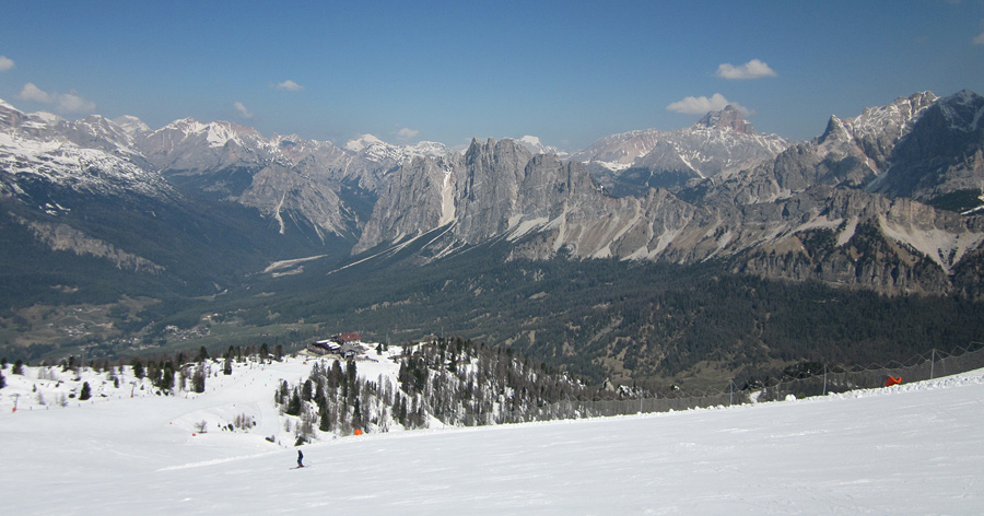65151-panorama-valle-cortina.jpg
