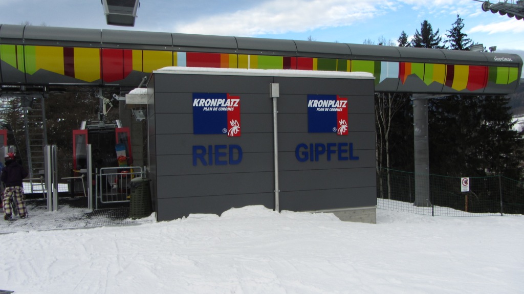 70054-img0704.jpg
