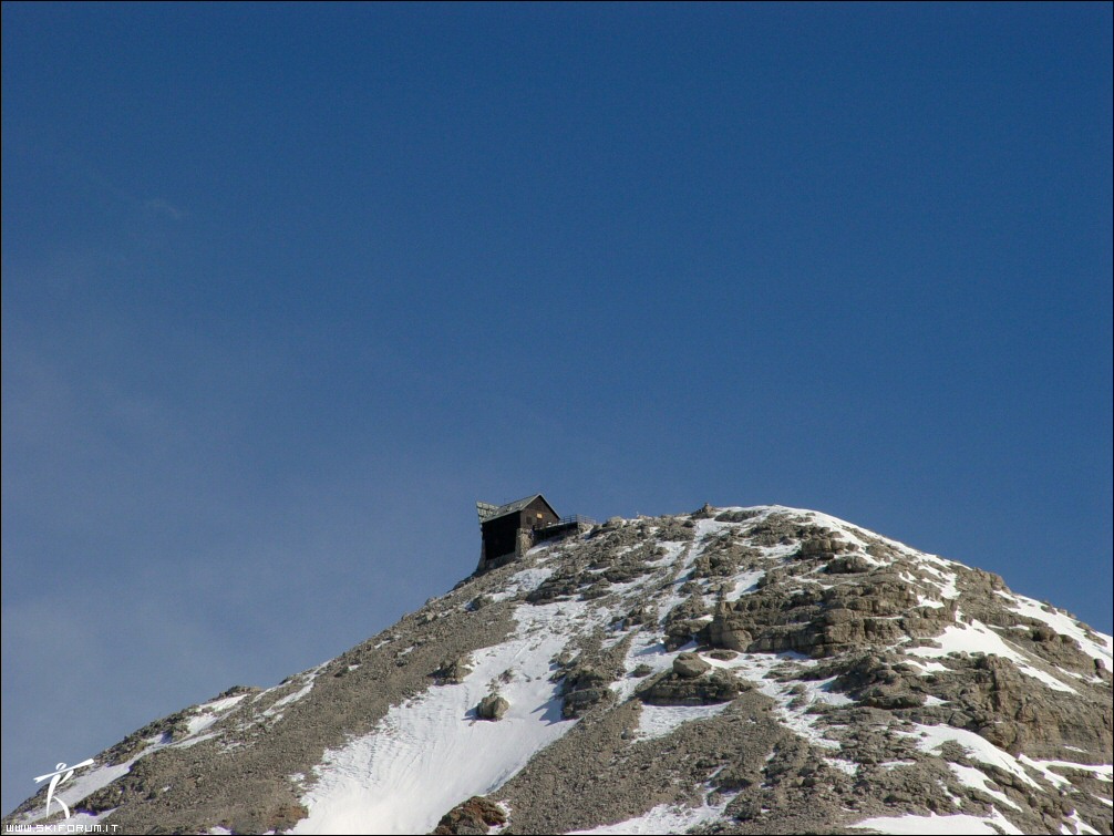 7606-capanna-fassa-sella-boe.jpg