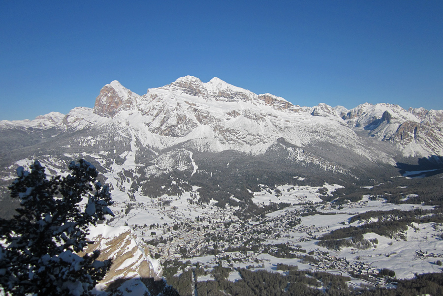 77253-cortina-25-aprile-2012.jpg