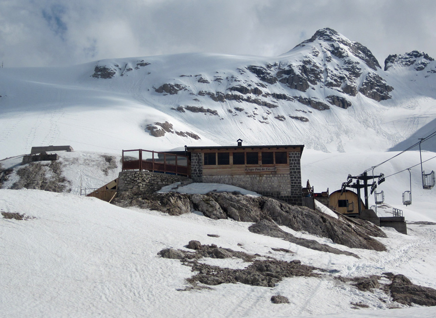 78410-rifugio-pian-fiacconi.jpg