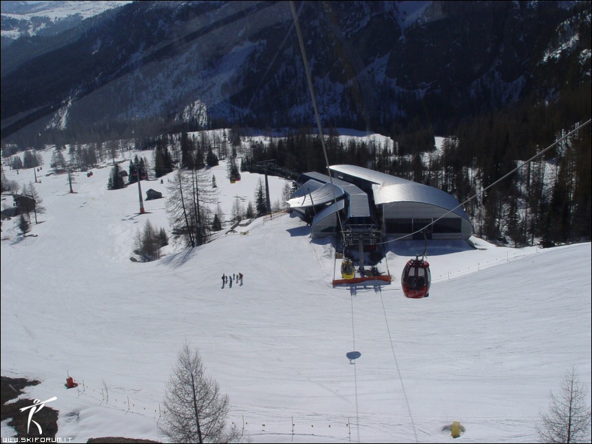 8098-piste-sci-colfosco.jpg