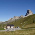 immagine delle dolomiti averau