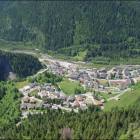 Caprile, anzi poco dopo il centro di Caprile