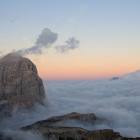 tofana di rozes e mare di nubi in Dolomiti