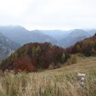 Dopo una lunga salita si sbuca in una radura Dopo una lunga salita si sbuca in una radura