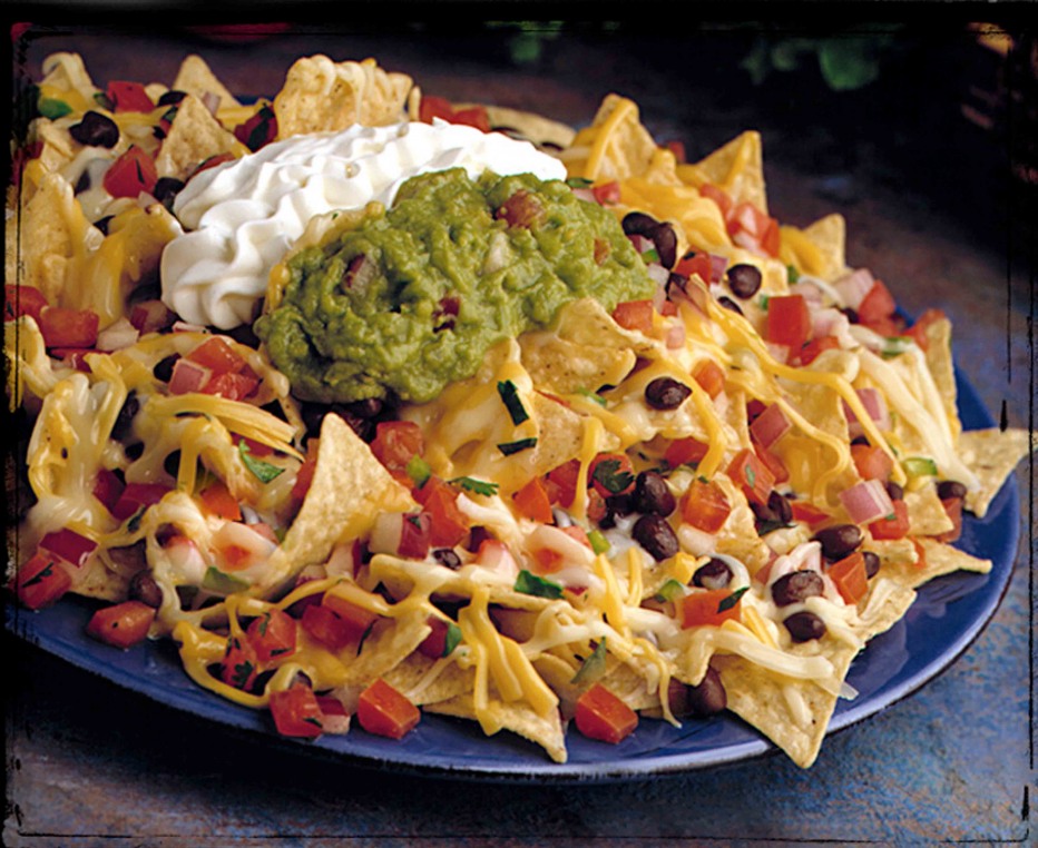 102502-nachosgrande-2.jpg