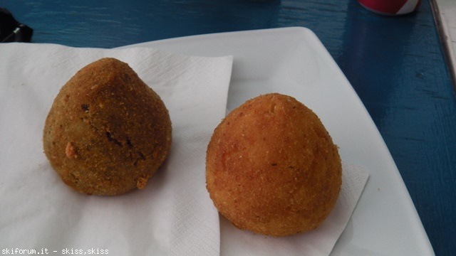105807-arancini-a-rinella.jpg