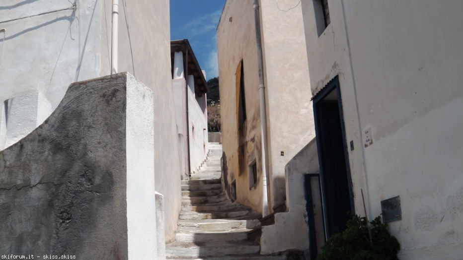 105808-rinellavicolo.jpg