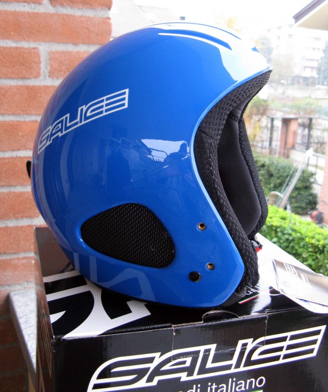 110133-casco-2.jpg
