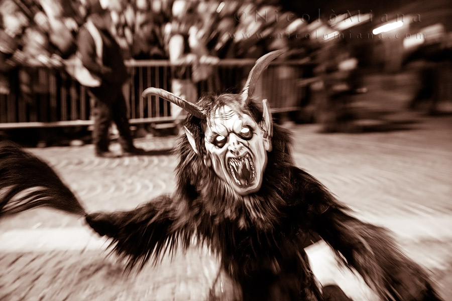 112242-krampus-474.jpg