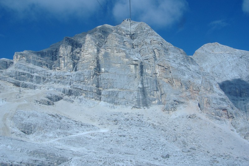 12495-tofana.jpg