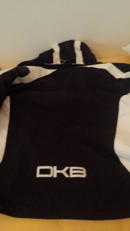 127022-dkb1.jpg