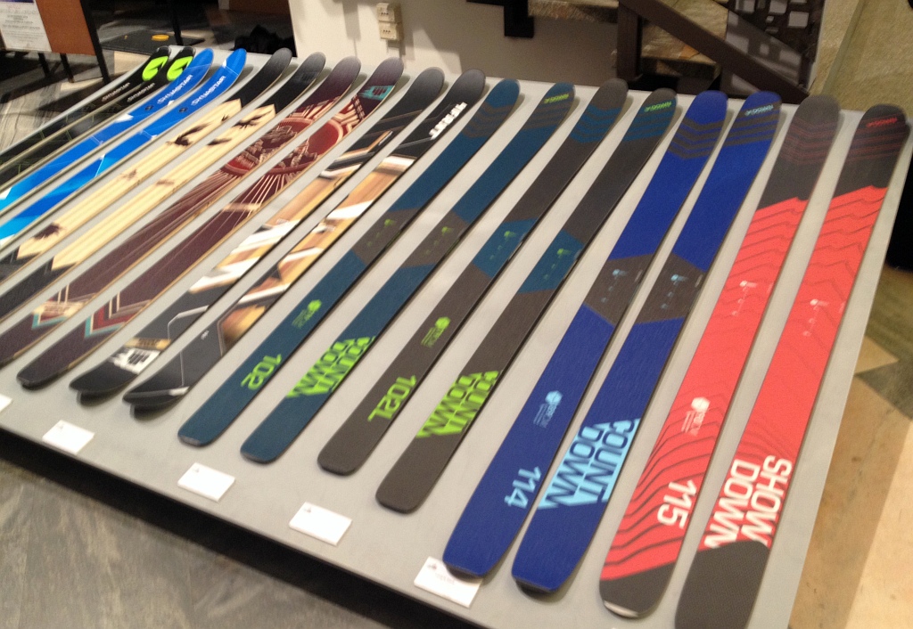 131616-down-skis.jpg