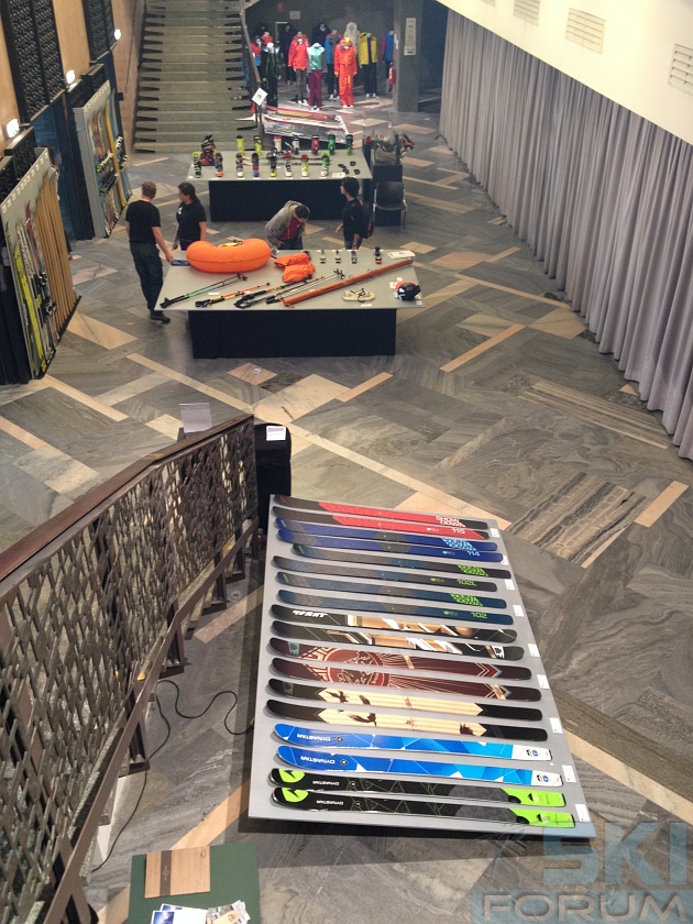 131631-salone-mostra.jpg
