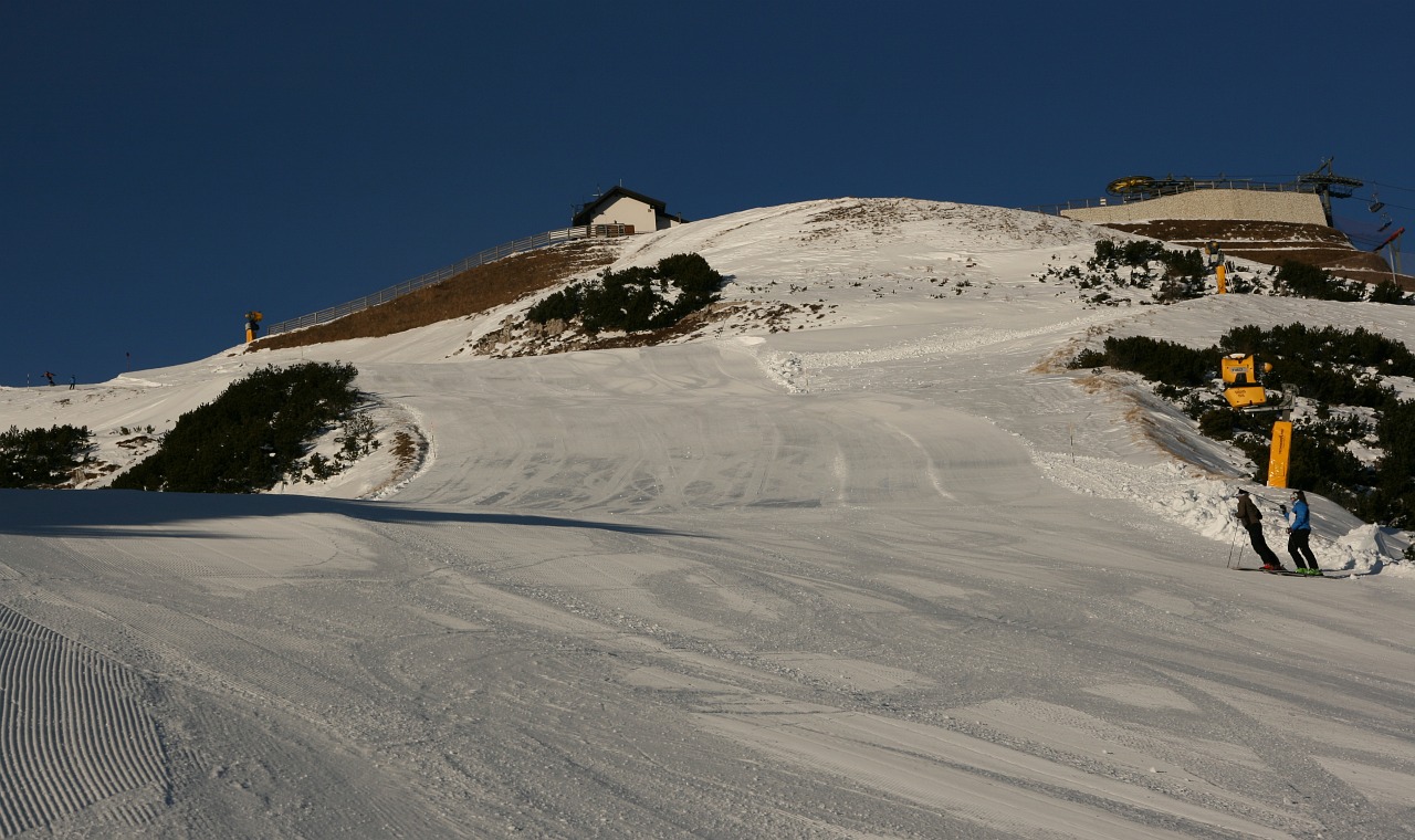 137784-nuvola-rossa-parte-alta.jpg
