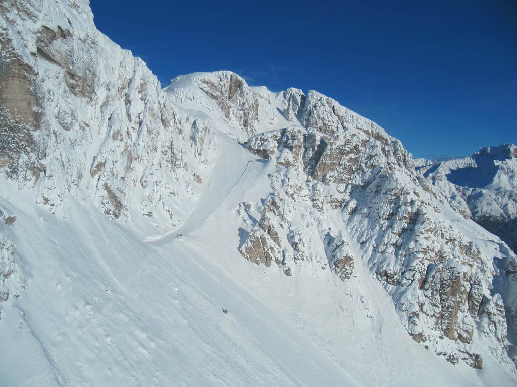 151631-locationcortina29forcellarossadallafunivia.jpg
