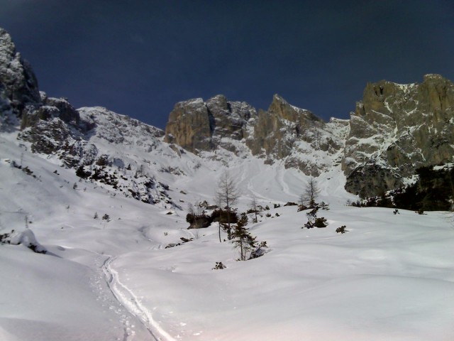16792-10-03-070940.jpg