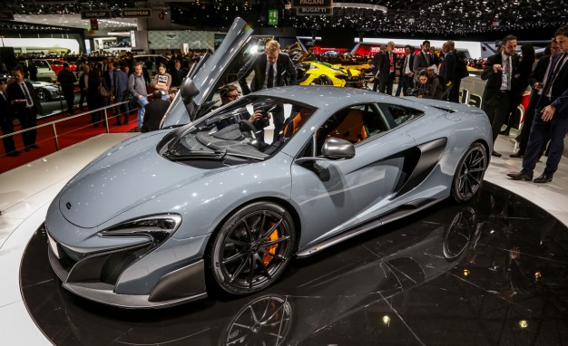 170313-2016-mclaren-675lt-placement2-626x382.jpg