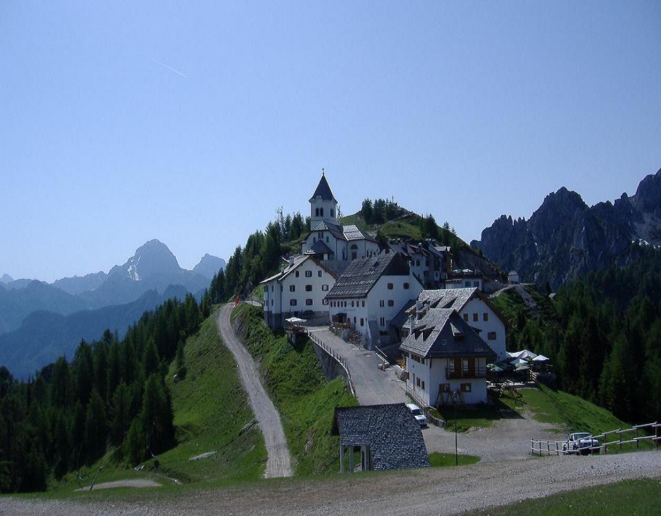 2200-monte-lussari-estate.jpg