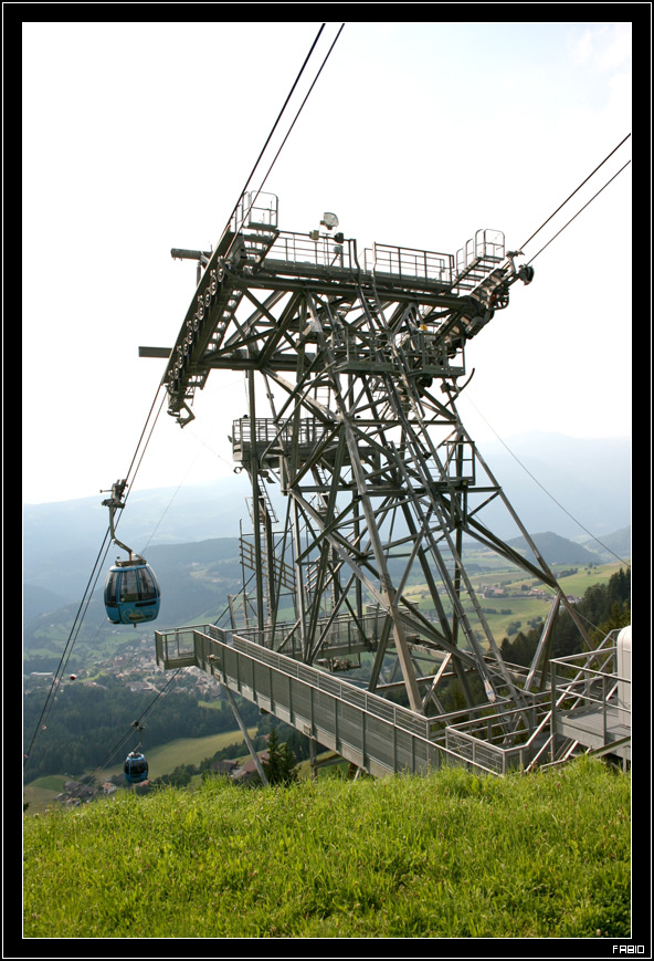 26466-traliccio-cabinovia.jpg