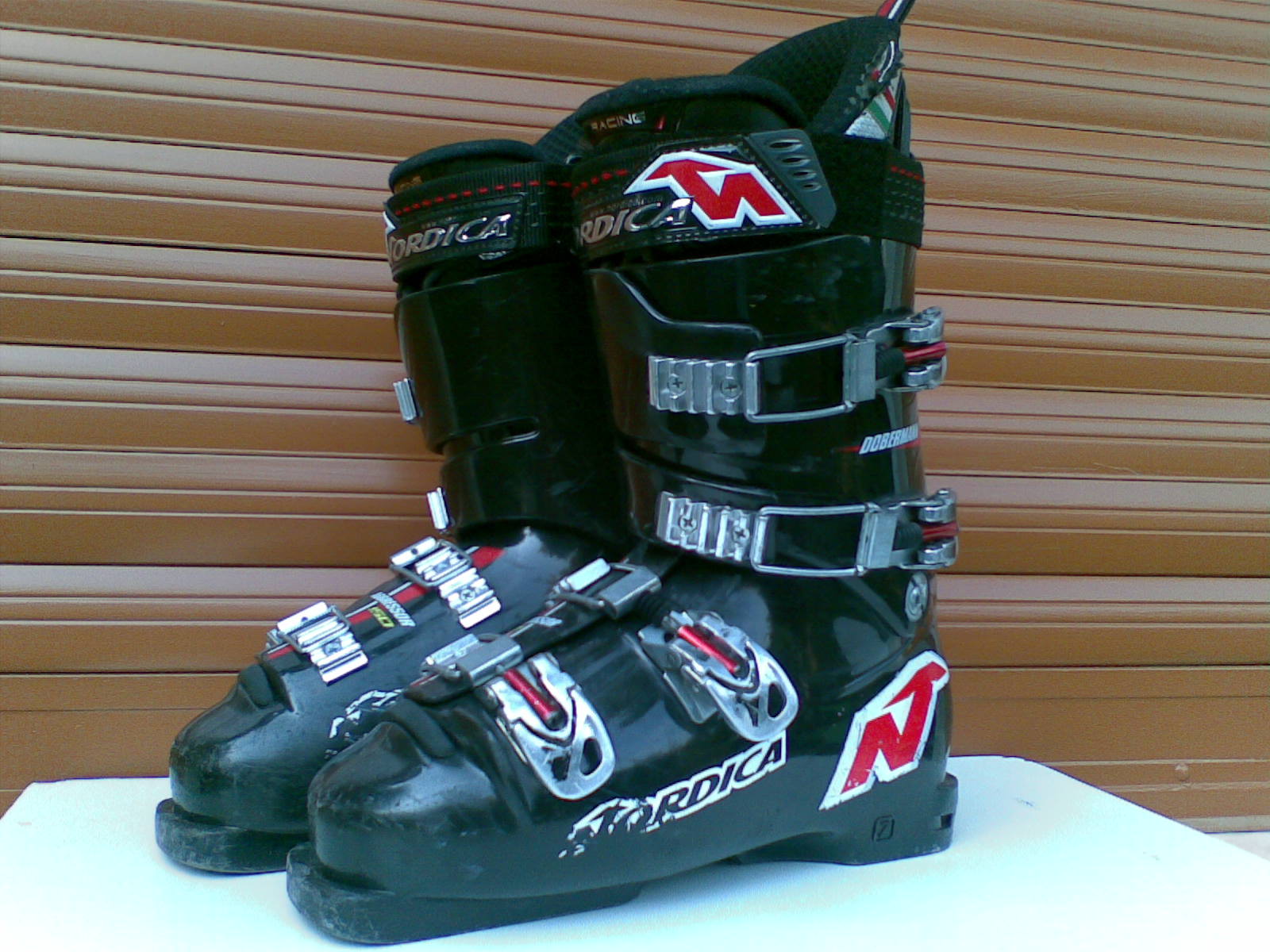 28372-15102008.jpg