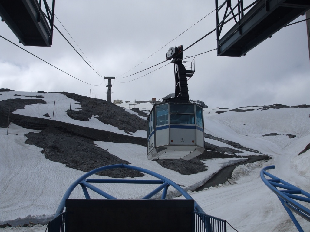 42182-stelvio-2009-020x.jpg