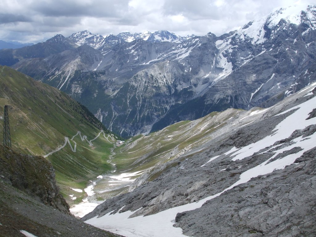 42196-stelvio-2009-080x.jpg