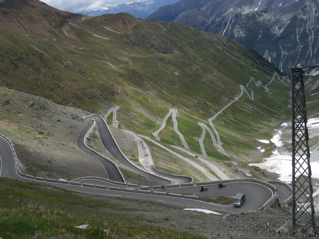 42197-stelvio-2009-084x.jpg
