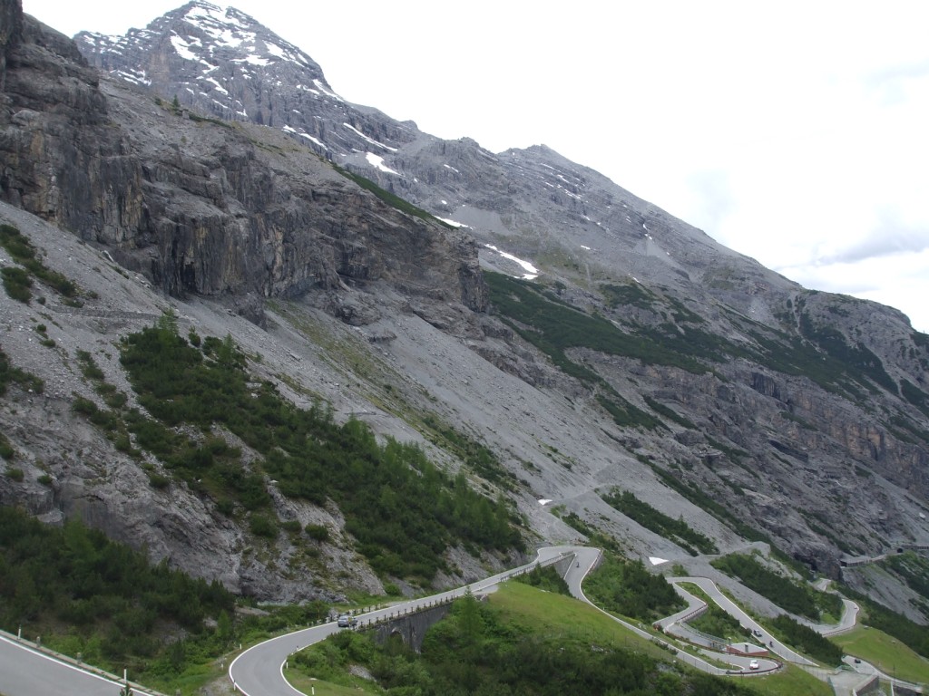 42198-stelvio-2009-101x.jpg