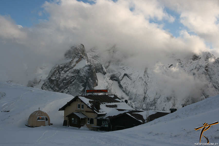 44933-rifugio-alpino-fredarola.jpg