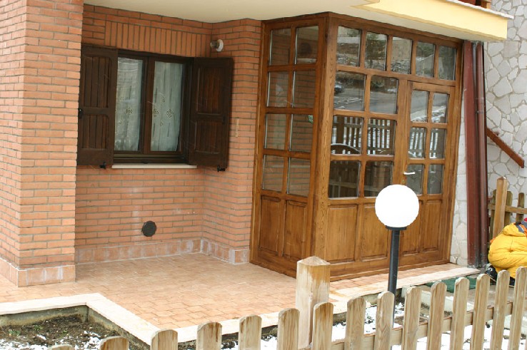 57274-esterno.jpg