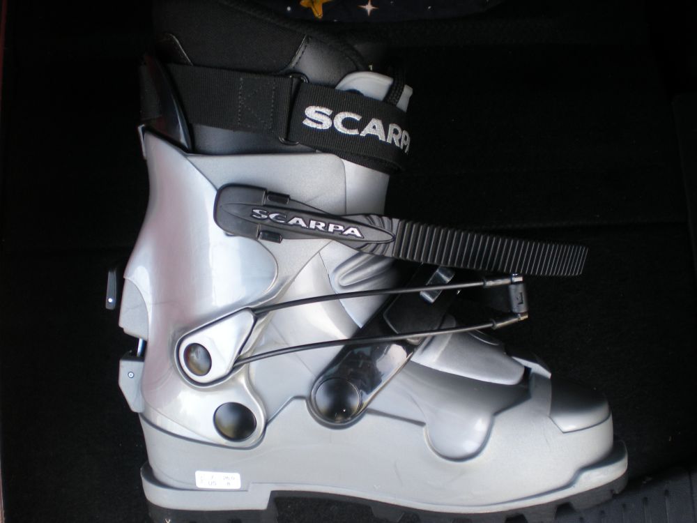 57733-scarponi-scarpa.jpg