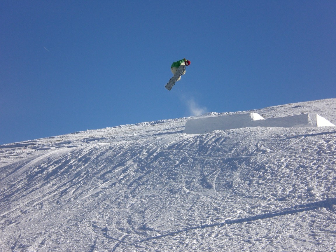 6766-snow-park.jpg