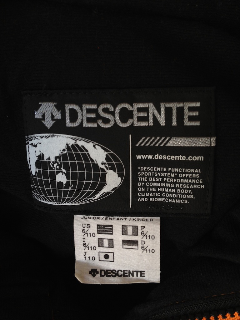 70875-descenteetichetta.jpg