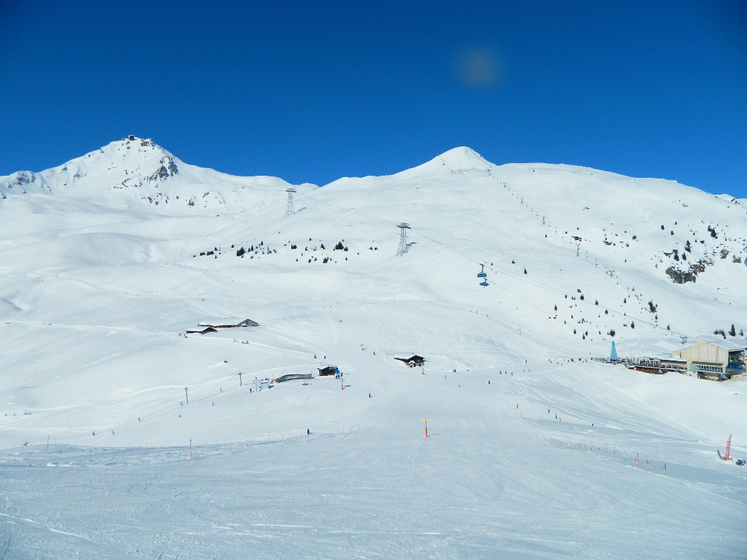 73886-arosa-0401067x800.jpg