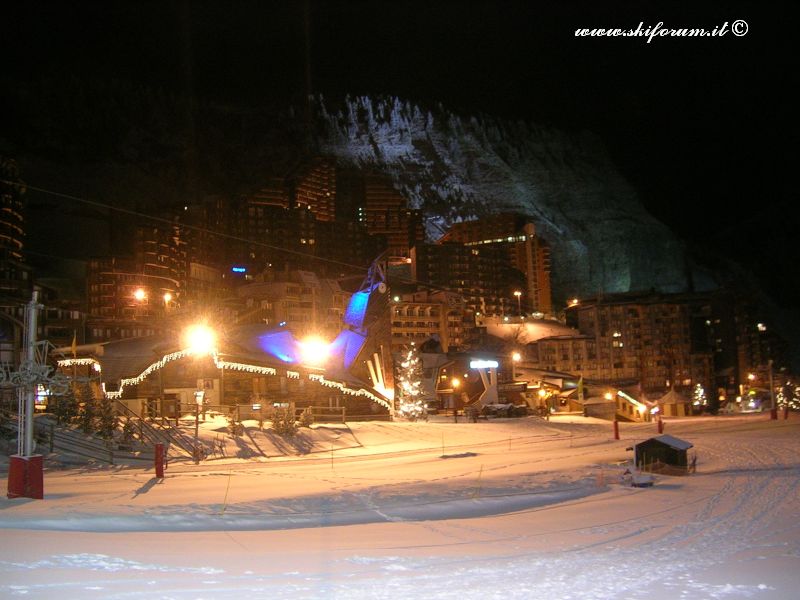 7510-avoriaz-notte2.jpg