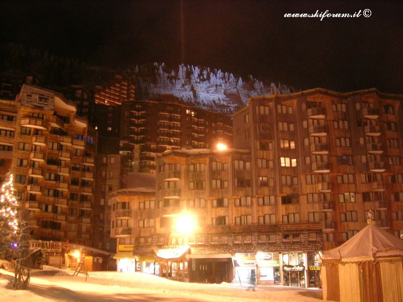 7511-avoriaz-notte3.jpg