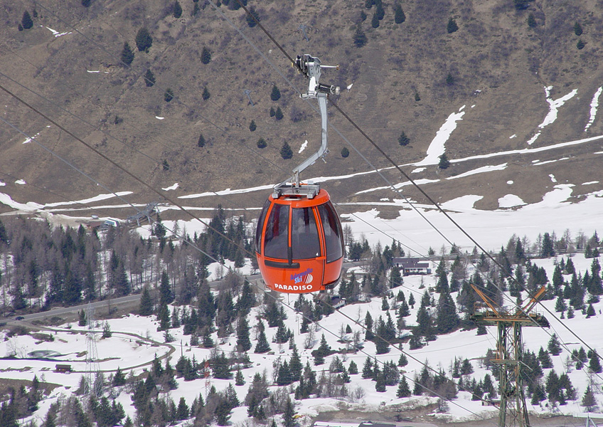 77924-cabina-paradiso-tonale.jpg