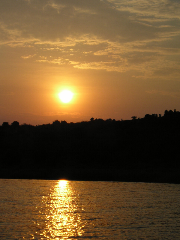 9427-tramonto-uganda-parco-victoria-.jpg