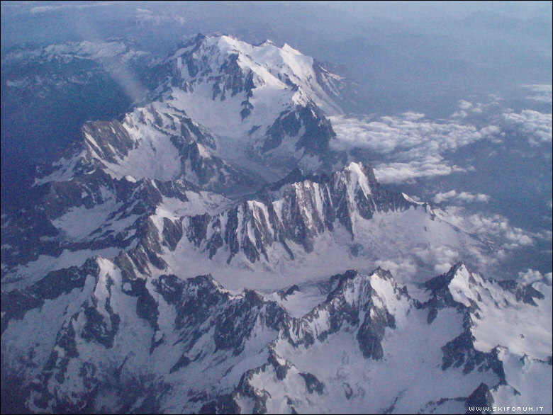 956-bianco-skiforum.jpg