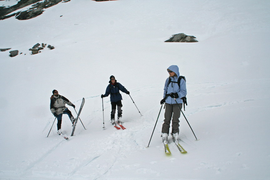 9569-fourasiriparteres.jpg