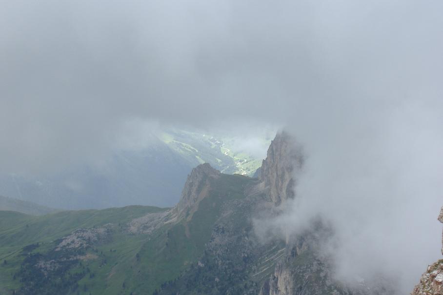 9940-raggio-sole-pordoi.jpg
