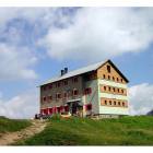 Rifugio Laghi Gemelli Rifugio Laghi Gemelli