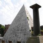 La Piramide dal cimitero La Piramide dal cimitero