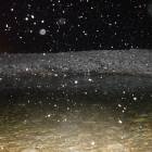 Foto fatta da uno scoglio con il mare calmissimo e la spiaggia bianca....ovviamente Genova