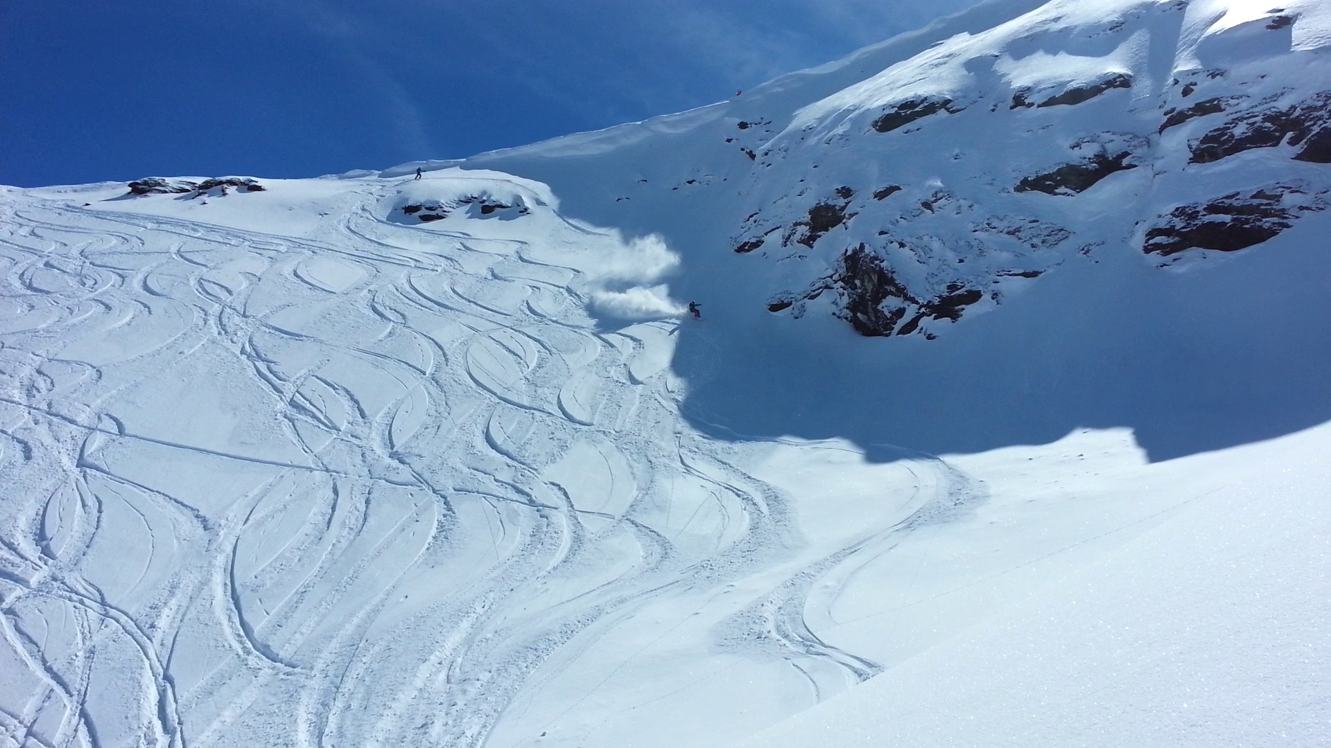 100251-vlcsnap-2013-04-15-12h04m55s60.jpg
