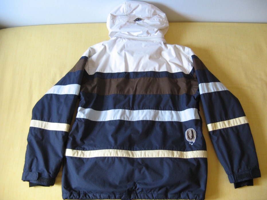 106143-quiksilver-004.jpg